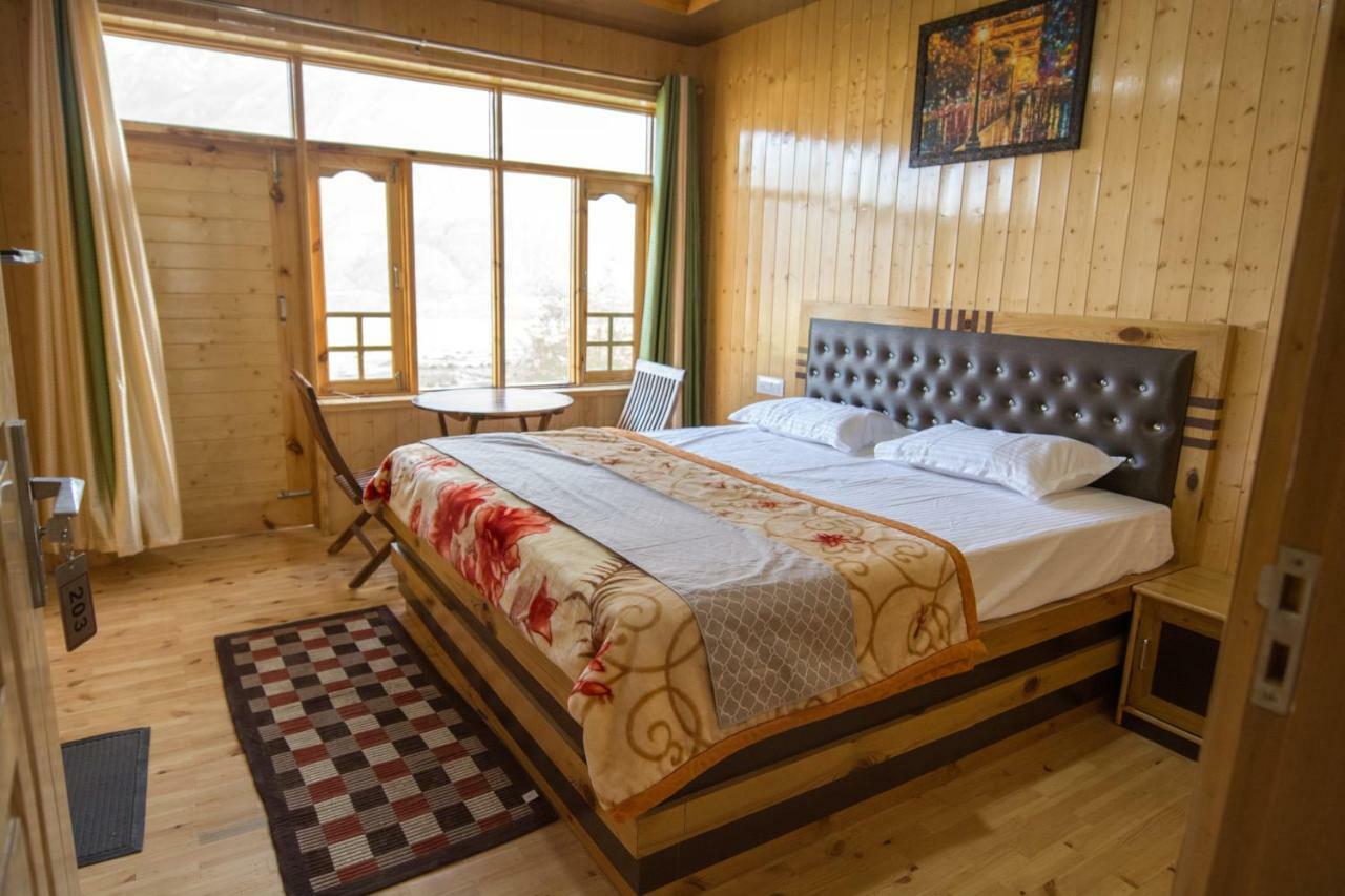 The Alpinist Cafe And Retreat Hotel Kaza Luaran gambar